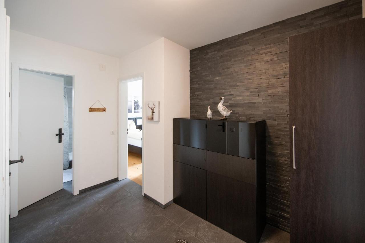 Agrimonia - 5,5-Zi Duplex Wohnung Bis 9 Personen Mit Eigenem Garten 达沃斯 外观 照片