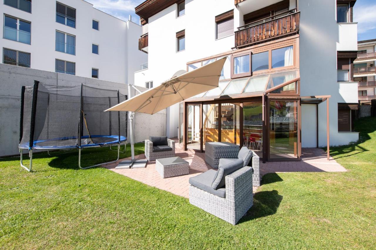 Agrimonia - 5,5-Zi Duplex Wohnung Bis 9 Personen Mit Eigenem Garten 达沃斯 外观 照片